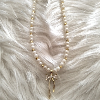 Pearl Bow Kolye