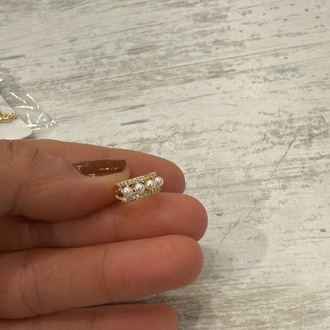 İnci ve Taş Detaylı Altın Kaplama Kıkırdak Küpe (Cuff)