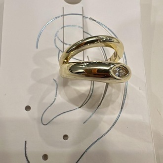 Taş Detaylı Kalın Form Gold Kıkırdak Küpe (Ear Cuff)