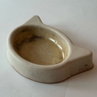 Beyaz mama kabı