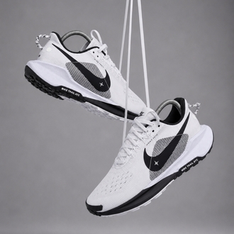 Nike Pegasus Trail 5 Beyaz Siyah