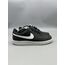 Nike Sneaker