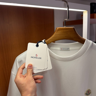 Moncler Beyaz Logo İşlemeli T-shirt