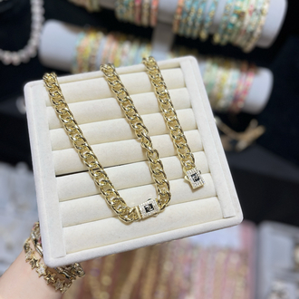 Monaco Chain Set
