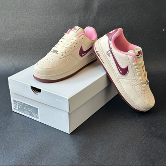 Nike Air Force 1 Low