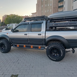 Nissan Skystar Uyumlu Lazer Kesim Yan Çelik Basamak