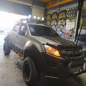Isuzu Dmax Uyumlu Lazer Kesim Çelik Yan Basamak Düz Model