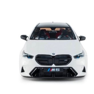 BMW M5 TOURING - ALP BEYAZI DÜZ RENK 2025