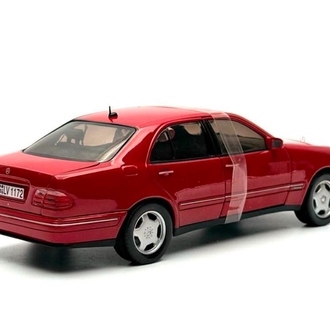 Mercedes-Benz E Class E320 Avantgarde W210 Red- SunStar