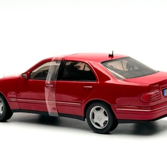 Mercedes-Benz E Class E320 Avantgarde W210 Red- SunStar