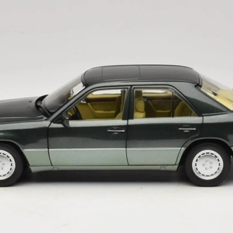 18 NOREV 1990 MERCEDES BENZ E CLASS 230E W124 NiGHT GREEN