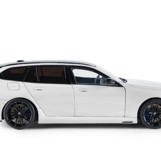 BMW M5 TOURING - ALP BEYAZI DÜZ RENK 2025