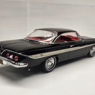 1:18 Sun Star 1961 Chevrolet Impala SS 409 Black