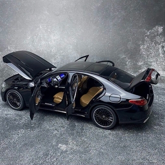 iSCALE 1/18 SCALE MERCEDES-BENZ E-KLASSE E450 W214
BLACK
