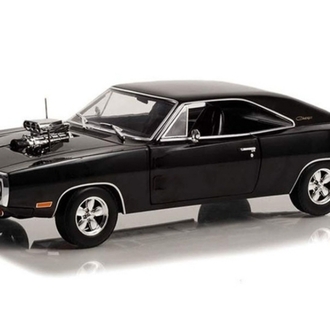 1:18 GREENLIGHT 1970 DODGE CHARGER WITH BLOWN ENGiNE