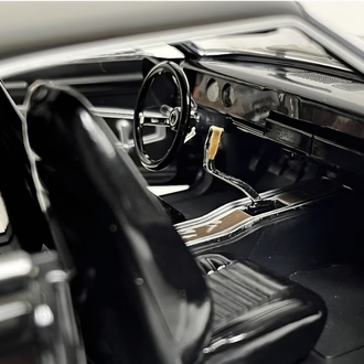 1:18 GREENLIGHT 1970 DODGE CHARGER WITH BLOWN ENGiNE