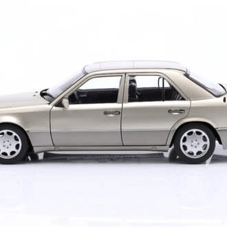 MERCEDES-BENZ 500 E (W124) SMKKE SiLVER