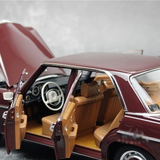 1:18 NOREV 1968 MERCEDES BENZ 200 W115 DARK RE