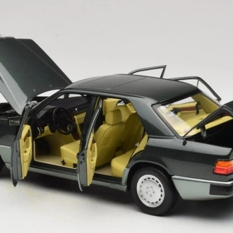 18 NOREV 1990 MERCEDES BENZ E CLASS 230E W124 NiGHT GREEN