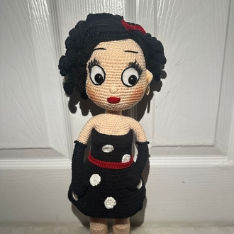 örgü bebek betty
