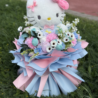 Hello Kitty özel tasarım büyük boy mix çiçek buketi 