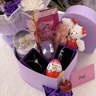 Love flowers lila