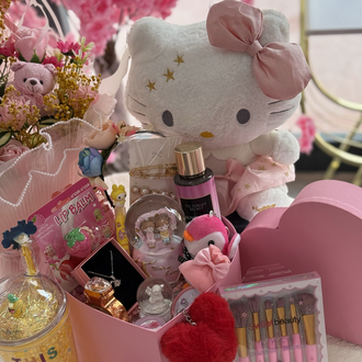 Hello Kitty kalp serisi 