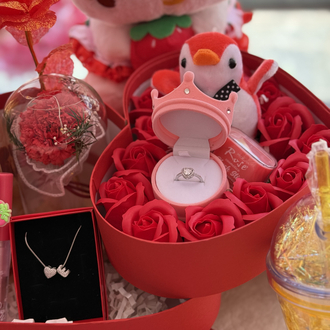 Kırmızı aşk lüx kutu set 