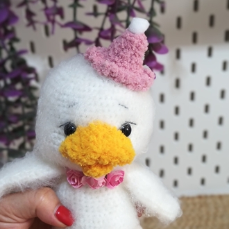 peluş ördek 