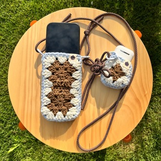 Iced Latte • phone pocket