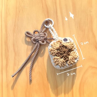 White Chocolate Mocha • mini pocket