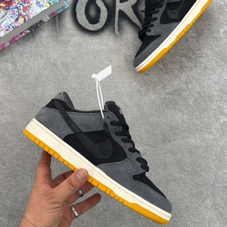 Dunk Low SB 'Dark Smoke Grey'