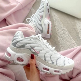 Nike Air Max Plus “Summit White Pink Rise” 