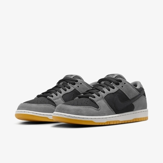 Dunk Low SB 'Dark Smoke Grey'