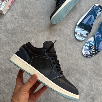 Nike Air Jordan 1 Low SE "Black Dark Obsidian
