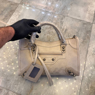 Balenciaga çanta