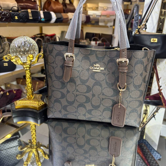 Coach