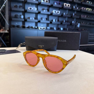 Prada gözlük