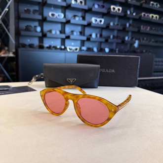 Prada gözlük