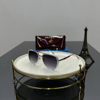 Prada gözlük