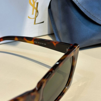YsL gözlük