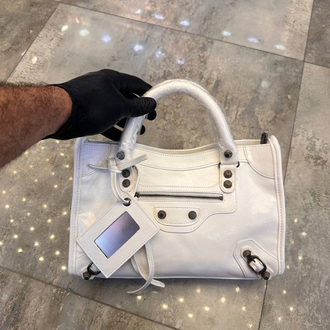 Balenciaga çanta