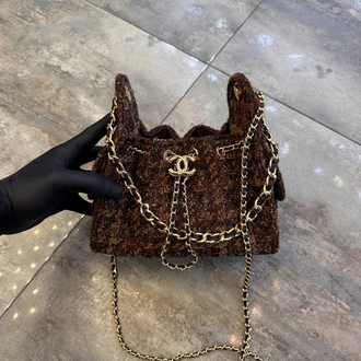 Chanel mini tuvit