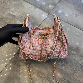 Chanel mini tuvit