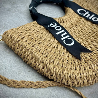 Chloe 