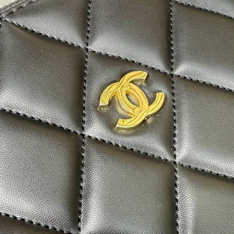 Chanel clutch