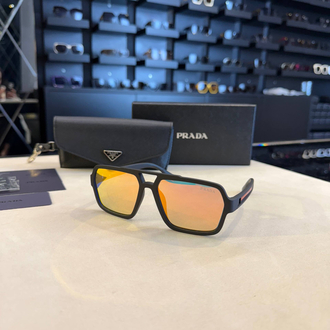Prada gözlük