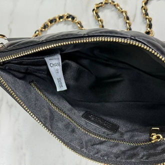 Chanel clutch