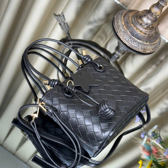 Bottega 