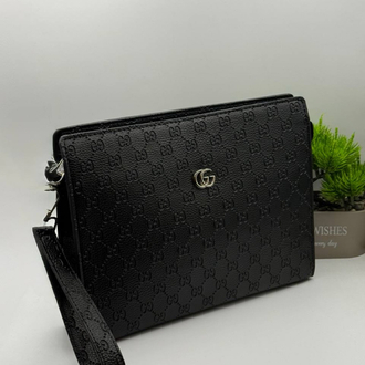 Gucci clutch 